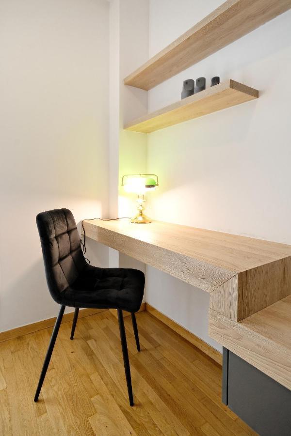 Elegant Big Apartment In Athens Center With Balcony Exterior foto